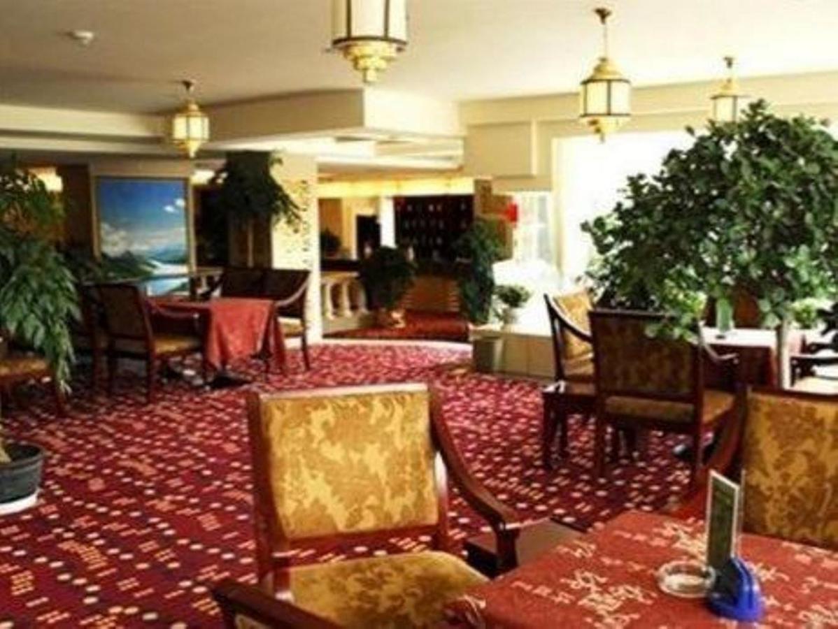 Lhasa Hotel Exteriör bild